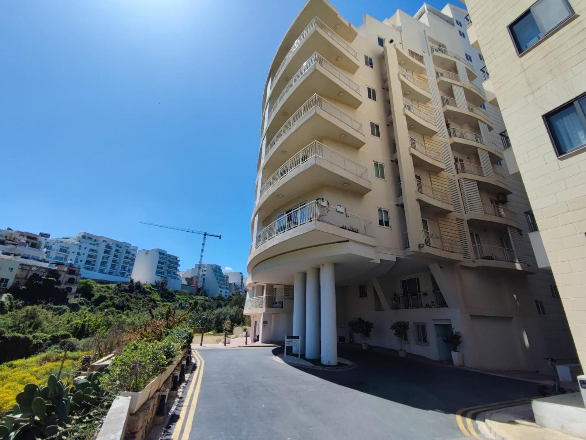 St Julians - Balluta 2 bedroom apartment San Ġiljan Extérieur photo